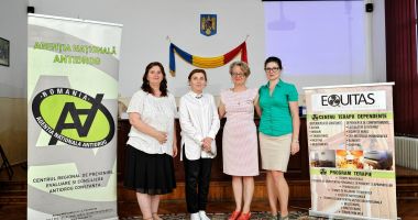 Stire din Cultură-Educație : Cauzele consumului de droguri în rândul adolescenților, tema dezbaterii Liceului "Ioan Cotovu" din Hârșova