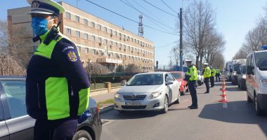 Stire din Eveniment : Descinderi în forță la Hârșova, după ce primarul a cerut să vină Armata!