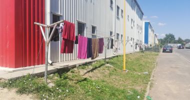 Reportaj în cartierul social "Henri Coandă". "Suntem ca în lagăr!" - 15