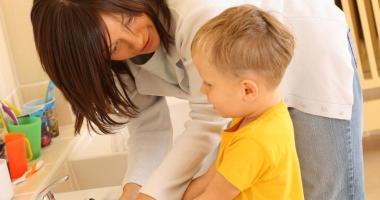Stire din Sănătate : Hepatita A "prăbușește" ficatul și lasă sechele