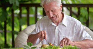 Stire din Sănătate : Bolnavii cu hernie hiatală au nevoie de o dietă echilibrată