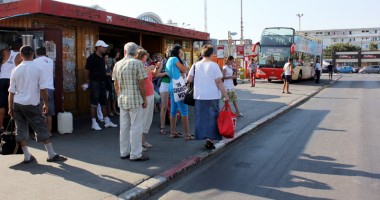 Stire din Eveniment : În Constanța, hoții nu te buzunăresc, îți dau direct în cap!