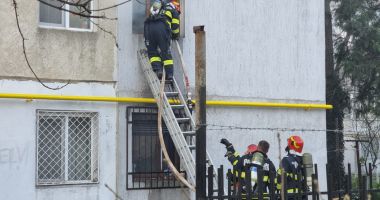 Incendii devastatoare, în miez de noapte. Trei victime au ajuns la spital, zeci de locuințe sunt distruse! - 2