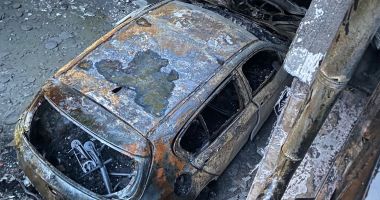 Coşmar în miez de noapte. Bloc şi maşini incendiate! „Am scăpat din infern!“ - 10
