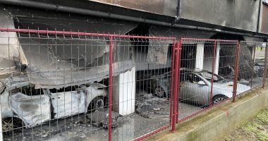 Coşmar în miez de noapte. Bloc şi maşini incendiate! „Am scăpat din infern!“ - 3