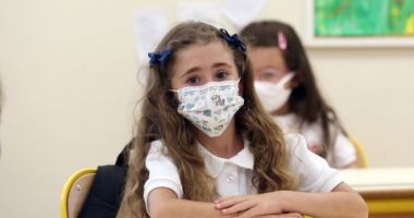 Stire din Cultură-Educație : Încep emoțiile! Elevii claselor a VI-a revin în bănci pentru susținerea Evaluării Naționale