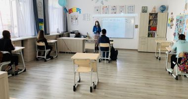 Stire din Cultură-Educație : Încep pregătirile pentru examenele naţionale. Simulările, programate în luna martie