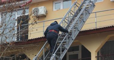 Poliția Constanța, fără negociator. Cine îi oprește pe sinucigași - 3