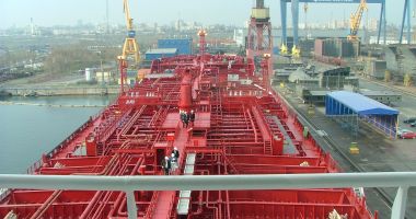 Stire din Economie : Industria navală românească face eforturi uriașe să supraviețuiască
