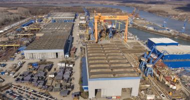 Stire din Economie : Industria navală românească trăiește sub teroarea crizelor fără sfârșit și a fiscalității excesive