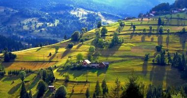 Stire din Economie : Industria turistică, în declin! Antreprenorii s-au săturat de vorbe, vor fapte!