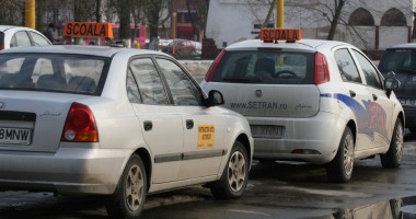 Stire din Eveniment : Instructorii auto independenți protestează, mâine