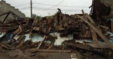 Prăpăd ca-n vremea lui Noe, la Constanța. Case distruse, oameni disperați - 2