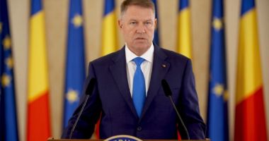 Stire din Politică-Administrație : Starea de urgență, decretată de Klaus Iohannis, aprobată joi de Parlament