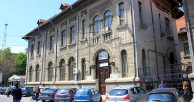 Stire din Cultură-Educație : Colegiul "Mircea", la Noaptea Cercetătorilor