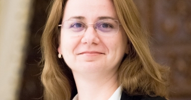 Stire din Cultură-Educație : Între obrăznicia și pragmatismul elevilor.  "Ei iau taurul de coarne și încearcă să spună lucrurilor pe nume"