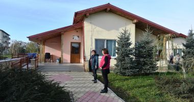 Acasă la cei care au trecut, toată viața, dintr-un orfelinat în altul - 2