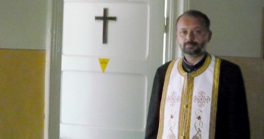 Stire din Eveniment : Locul în care jandarmii își lasă gradele la ușă