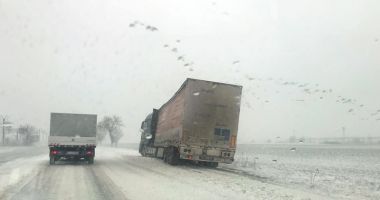 Lupta cu nămeții! Drumuri restricționate și închise, în județul Constanța - 9