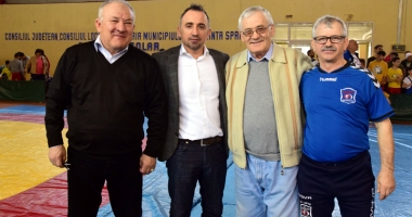 Luptătorii au cinstit memoria antrenorului emerit Ioan Bărbătei - 6