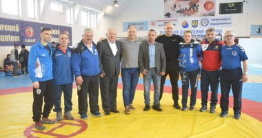 Stire din Sport : Memorialul "Ioan Bărbătei". Luptătorii constănțeni,  mai puternici decât grecii și italienii