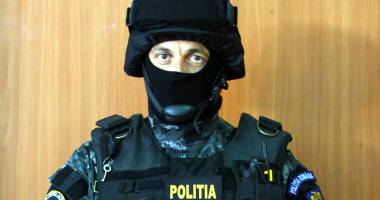 Infractori, pe burtă! "Mascații" intervin în câteva secunde - 2