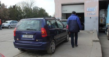 Stire din Eveniment : MAȘINILE "BULGĂREȘTI", eterna problemă / Când scăpăm de ele?