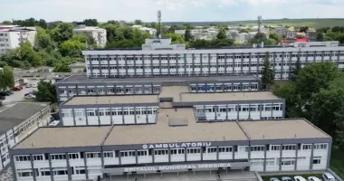 Stire din Eveniment : Precizările Spitalului Medgidia în cazul bărbatului decedat în curtea instituției