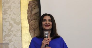 Stire din Politică-Administrație : Consilierul local Mihaela Andrei propune un nou proiect. Marcaje pe carosabil pentru motociclişti
