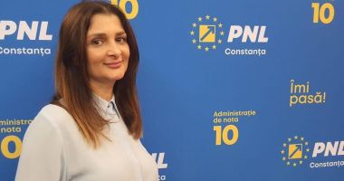 Stire din Politică-Administrație : Mihaela Andrei, primul mandat de consilier în care nu se află în opoziţie. „Oraşul este pe drumul cel bun”