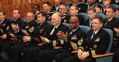 Stire din Eveniment : Americanii de pe USS Cole, la Constanța. Ei sunt "războinicii determinați", mai puternici decât teroriștii al-Qaida!