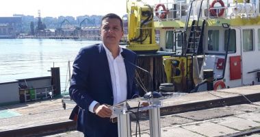 Stire din Economie : Ministrul Sorin Grindeanu a luat pulsul lucrărilor de reparații feroviare din portul Constanța