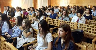 Colegiul "Mircea", în centrul atenției Europei. Directorul Vasile Nicoară va pleca în Franța - 2