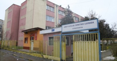Stire din Cultură-Educație : DOUĂ CADRE DIDACTICE din CONSTANȚA, CONDAMNATE la ÎNCHISOARE pentru luare de MITĂ