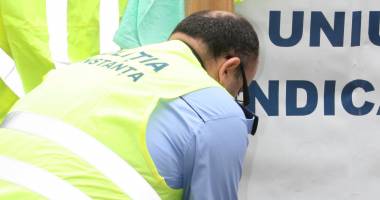 Polițiștii ies în stradă! "Nu vă jucați cu viețile și viitorul polițiștilor" - 2