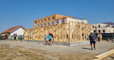 Mobilizare în comuna Cumpăna. „Construim două case pentru familii aflate la nevoie!” - 3
