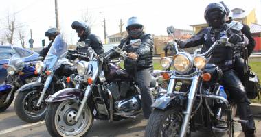 VIDEO.  Motocicliști vs. șoferi. Cine aduce moartea pe șosele? - 10