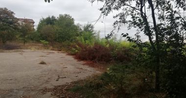 Ce rușine! Sediu de școală, evacuat în grabă, ajuns culcuș pentru oamenii străzii! - 6