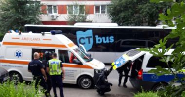 Scandal aplanat de mascați, pe strada Baba Novac. Un locatar cu probleme psihice a dus la disperare vecinii - 2