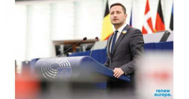 Stire din Politică-Administrație : Europarlamentarul Nicu Ștefănuță a sesizat Comisia Europeană cu privire la legea Fenechiu! "Îi cer inițiatorului să o retragă!"