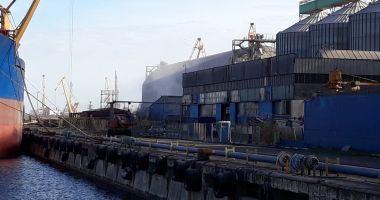 Nu mai putem respira! Stopați poluarea cu pleavă provocată de silozurile companiei United Shipping Agency! - 6