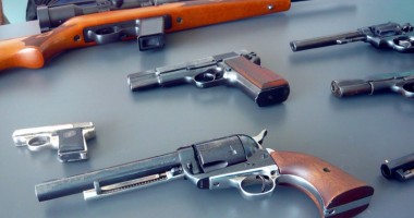 "Nu suntem Rambo sau agenți 007. Ne place doar să colecționăm arme!" - 3