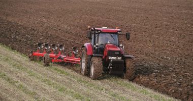 Stire din Economie : Oferte de peste 7 milioane de lei, pe piața terenurilor agricole din județul Constanța