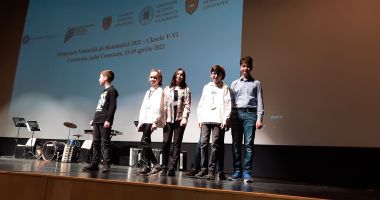 Pentru ei, cifrele înseamnă totul! Nouă elevi constănţeni, premiaţi la Olimpiada Naţională de Matematică - 3