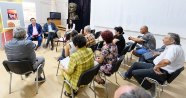 Stire din Cultură-Educație : "Riscăm ca această clădire de patrimoniu să se prăbușească sub ochii noștri!"