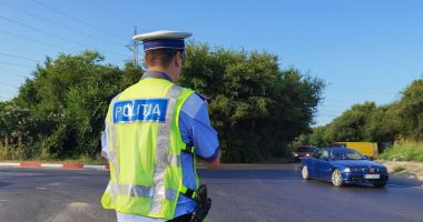 Stire din Eveniment : Polițistul de ordine publică, o "struțocămilă"! Propuneri pentru a scoate structura din colaps