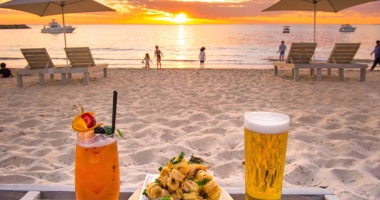 Week-end pe litoral cu mâncare bună, muzică relaxantă și evenimente pe alese