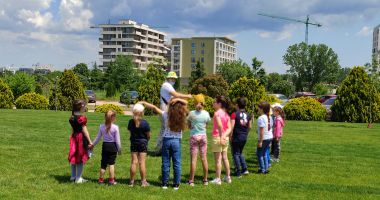Avocatul Cătălin Filișan a dat Restartul! În orașul sufocat de buruieni, a... răsărit o „bijuterie” de parc - 4