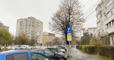Parcare cu plată pe toată strada Soveja. „Ni s-a mai pus încă un bir!” - 2