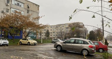 Parcare cu plată pe toată strada Soveja. „Ni s-a mai pus încă un bir!” - 4